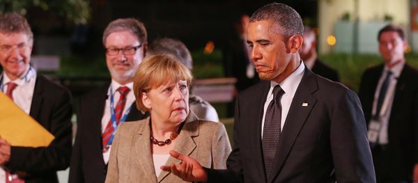 US President Barack Obama will discuss the situation in Ukraine and other issues of the US-German bilateral cooperation with German Chancellor Angela Merkel on Monday during her visit to Washington. US President Barack Obama will discuss the situation in Ukraine and other issues of the US-German bilateral cooperation with German Chancellor Angela Merkel on Monday during her visit to Washington. - Sputnik International