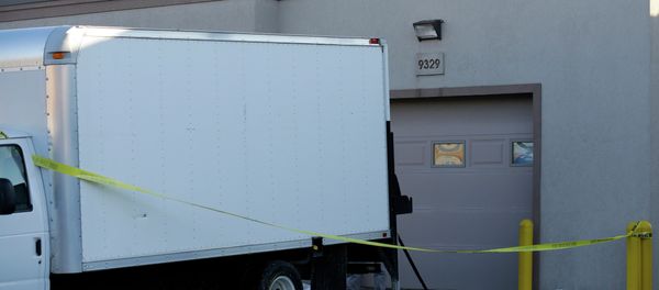 A year-long national investigation into the alleged selling of human body parts by a crematorium chain continued Tuesday with raids on two suburban Chicago locations. - Sputnik International