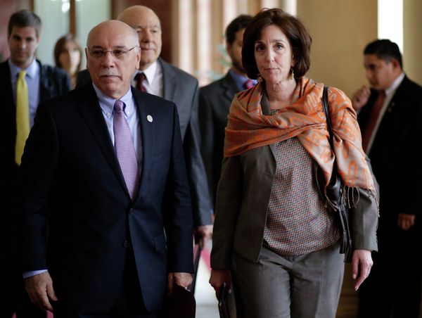 Roberta Jacobson with Paraguayan Foreign Minister Eladio Loizaga in March, 2014. Roberta Jacobson with Paraguayan Foreign Minister Eladio Loizaga in March, 2014. - Sputnik International