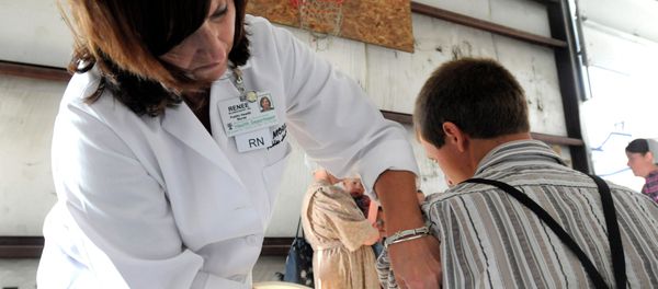 A health worker administers a measles vaccine in rural Ohio in 2014, where a measles outbreak of over 300 cases was the largest in the U.S. since 1994. A health worker administers a measles vaccine in rural Ohio in 2014, where a measles outbreak of over 300 cases was the largest in the U.S. since 1994. - Sputnik International