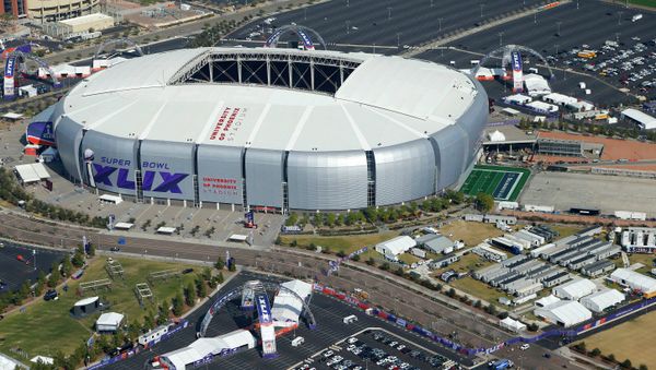 State Farm Stadium, formerly known as University of Phoenix Stadium, in Glendale, Arizona, hosted Super Bowl XLIX in which the New England Patriots beat the Seattle Seahawks 28-24 on 1 February 2015. - Sputnik International