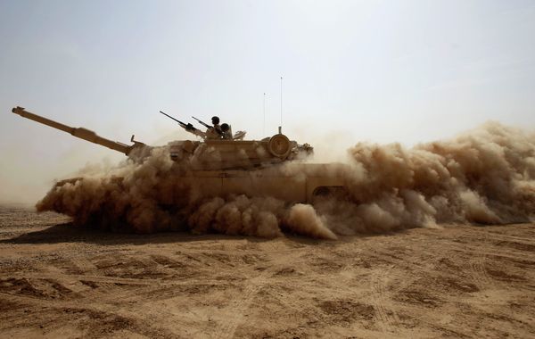 An Iraqi Army M1A1 Abrams tank, purchased from the U.S., maneuvers during a live fire exercise outside Baghdad, Iraq, Tuesday, Oct. 18, 2011. An Iraqi Army M1A1 Abrams tank, purchased from the U.S., maneuvers during a live fire exercise outside Baghdad, Iraq, Tuesday, Oct. 18, 2011. - Sputnik International