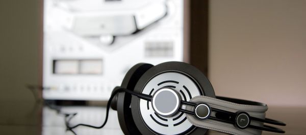 Headphones - Sputnik International