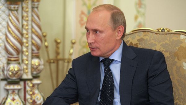 “It is crucial to raise the new generation on high patriotic values,” Russian President Vladimir Putin noted. - Sputnik International