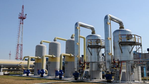 Alexander Novak said he had informed the European Commission Vice-President about Moscow's concern over small amount of gas at Ukrainian underground gas storage facilities. - Sputnik International