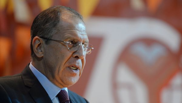 Sergei Lavrov said Kiev forces and independence fighters in southeastern Ukraine must follow through with the ceasefire agreement reached in Minsk Sergei Lavrov said Kiev forces and independence fighters in southeastern Ukraine must follow through with the ceasefire agreement reached in Minsk - Sputnik International