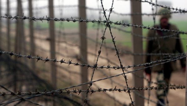 The border between India and Pakistan in Suchetgar area The border between India and Pakistan in Suchetgar area - Sputnik International