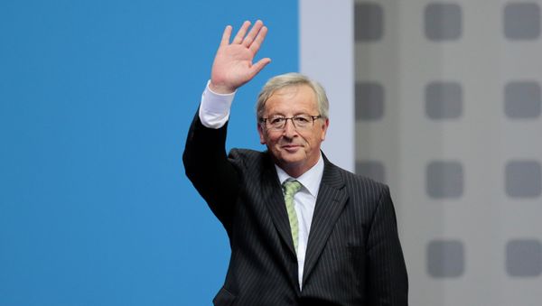 The Luxembourg tax evasion scandal is embarrassing to new European Commission President Jean-Claude Juncker: experts - Sputnik International
