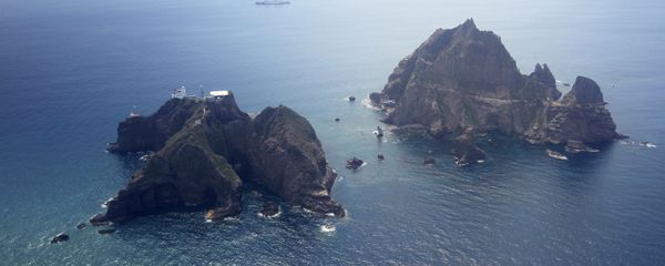Islands called Dokdo in Korea and Takeshima in Japan are seen Friday, Aug. 10, 2012 Islands called Dokdo in Korea and Takeshima in Japan are seen Friday, Aug. 10, 2012 - Sputnik International