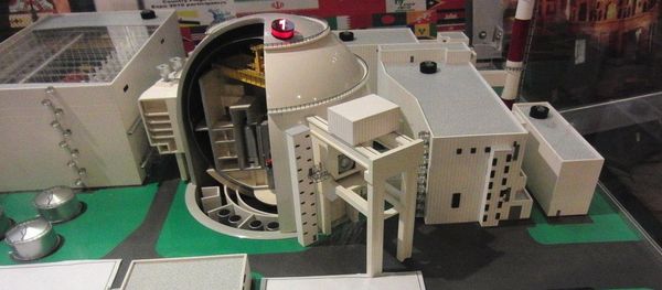 Model of the Bushehr Nuclear Power Plant - in the Iranian pavilion of EXPO 2010 Shanghai Model of the Bushehr Nuclear Power Plant - in the Iranian pavilion of EXPO 2010 Shanghai - Sputnik International
