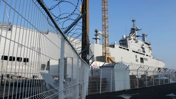 Russian sailors are continuing their training for the Mistral-class helicopter carrier in the French city of Saint-Nazaire, French Foreign Ministry spokesman Romain Nadal said Tuesday. - Sputnik International