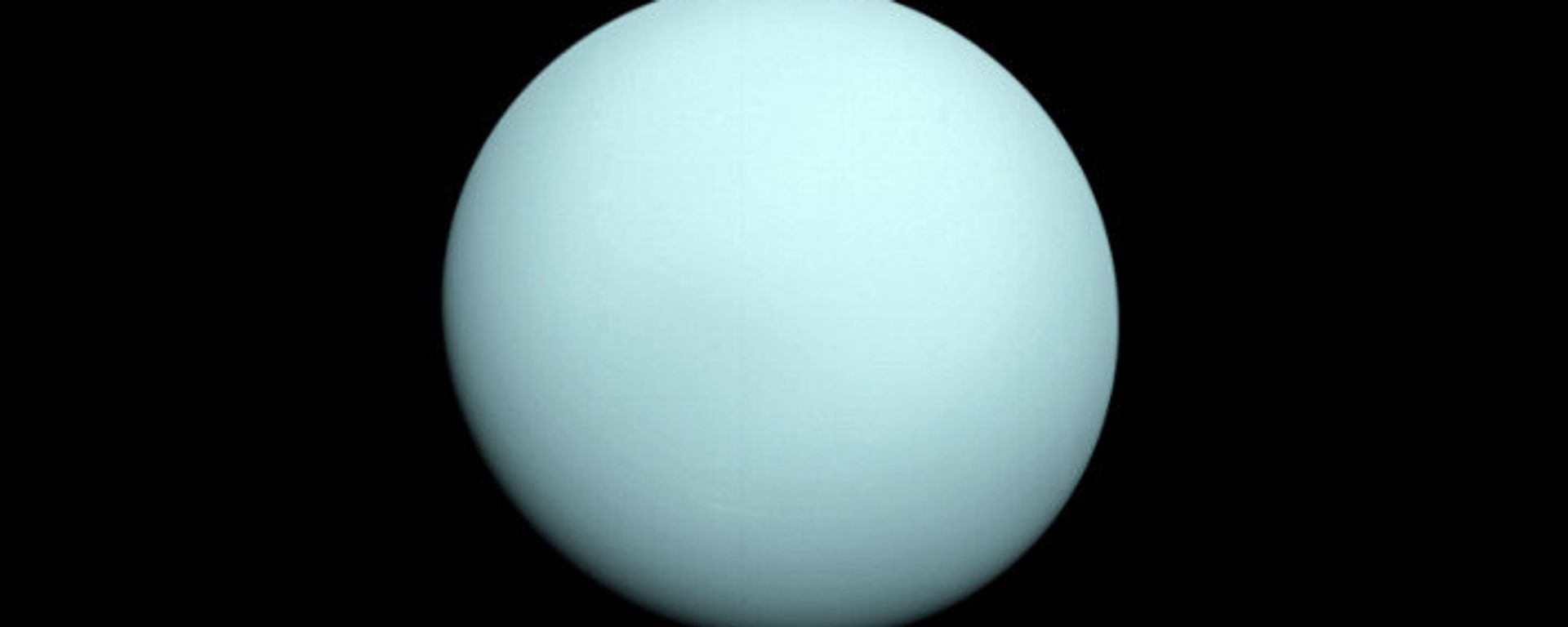  Amateur astronomers were amazed to see a bright blotch on the surface of the normally dull blue dot. - Sputnik International, 1920, 31.05.2022