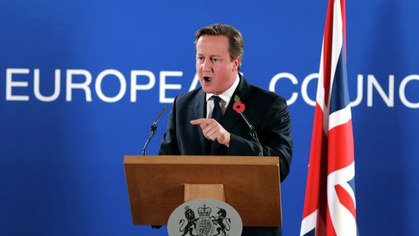 British Prime Minister David Cameron speaks during a media conference after an EU summit at the EU Council building in Brussels, on Friday, Oct. 24, 2014 British Prime Minister David Cameron speaks during a media conference after an EU summit at the EU Council building in Brussels, on Friday, Oct. 24, 2014 - Sputnik International