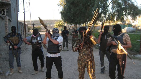 A leading authority on terrorism, Dr. Gilbert Ramsay, has told Sputnik Saturday that there is no obvious solution to deradicalizing those who have been fighting Jihad abroad and described proposals by the British Government to ban individuals re-entering the UK as having dubious legality. - Sputnik International
