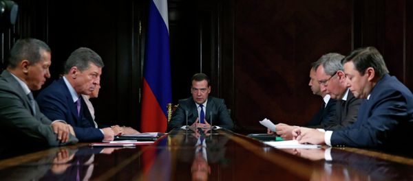 Dmitry Medvedev chairs a meeting with his deputies on Monday. Dmitry Medvedev chairs a meeting with his deputies on Monday. - Sputnik International