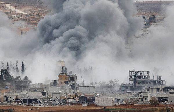 Syrian Kobani Sustains US Airstrikes Syrian Kobani Sustains US Airstrikes - Sputnik International
