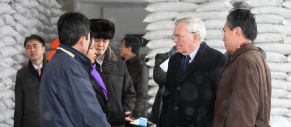 Former UN political chief B. Lynn Pascoe tours a food processing factory called The Pyongyang Children Foodstuff Factory where the World Food Program produces flour in Pyongyang Former UN political chief B. Lynn Pascoe tours a food processing factory called The Pyongyang Children Foodstuff Factory where the World Food Program produces flour in Pyongyang - Sputnik International