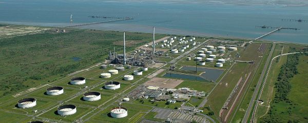 Part of the Ineos facility in Wilhelmshaven, Germany Part of the Ineos facility in Wilhelmshaven, Germany - Sputnik International