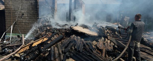 A recent United Nations report covers the situation in Ukraine, stating that the use of cluster bombs and mass executions in war-torn Donbas may be considered war crimes. A recent United Nations report covers the situation in Ukraine, stating that the use of cluster bombs and mass executions in war-torn Donbas may be considered war crimes. - Sputnik International