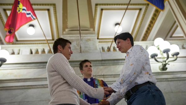 Heterosexuals are much less supportive of public displays of affection for same-sex couples than they are for heterosexuals. Heterosexuals are much less supportive of public displays of affection for same-sex couples than they are for heterosexuals. - Sputnik International