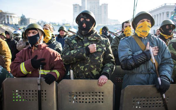 Maidan's Self-Defense fighters in Kiev's Independence Square. Maidan's Self-Defense fighters in Kiev's Independence Square. - Sputnik International