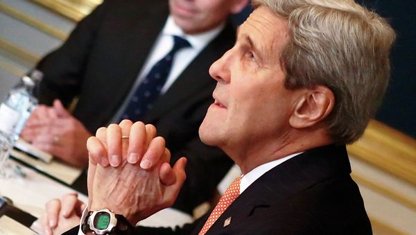 U.S. Secretary of State John Kerry faces Iranian Foreign Minister Javad Zarif (not pictured) during a meeting in Vienna November 21, 2014 U.S. Secretary of State John Kerry faces Iranian Foreign Minister Javad Zarif (not pictured) during a meeting in Vienna November 21, 2014 - Sputnik International
