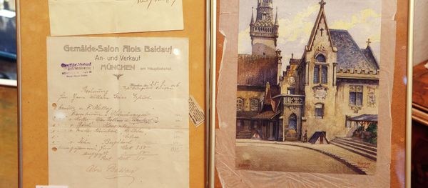 A 1914 watercolor by Adolf Hitler from his days as an struggling artist will be sold at auction in Nuremburg this weekend. A 1914 watercolor by Adolf Hitler from his days as an struggling artist will be sold at auction in Nuremburg this weekend. - Sputnik International