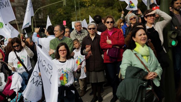 People attend an anti-abortion rally in Madrid, Spain, Saturday, Nov. 22, 2014 - Sputnik International