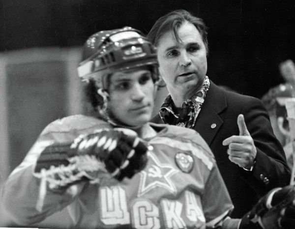 A Hockey Legend: Viktor Tikhonov's Life in Pictures A Hockey Legend: Viktor Tikhonov's Life in Pictures - Sputnik International