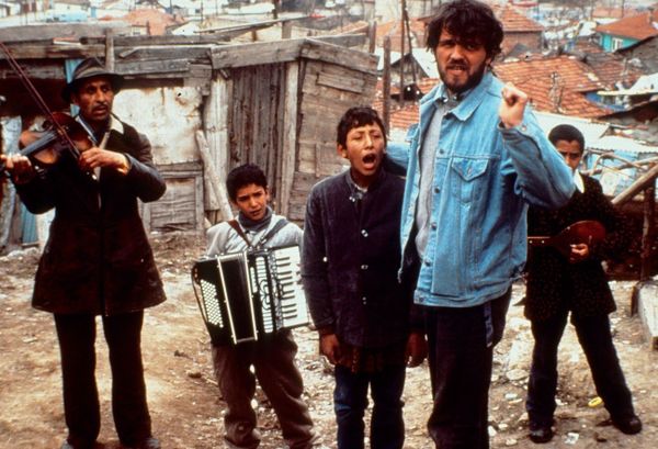 Film director Emir Kusturica during the filming Time of Roma. 1988 Film director Emir Kusturica during the filming Time of Roma. 1988 - Sputnik International