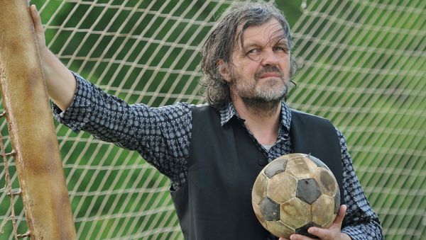 Serbian filmmamker Emir Kusturica filming an ad for the UEFA EURO 2012 in the Kuskovo park. File photo - Sputnik International