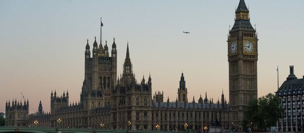 Data published by Open Europe shows that low-wage workers from Poland can double their basic pay by coming to the UK Data published by Open Europe shows that low-wage workers from Poland can double their basic pay by coming to the UK - Sputnik International