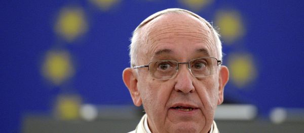 Pope Francis released a message of solidarity on Saturday to Christians who had been driven out of their homelands by the Islamic State militant group - Sputnik International
