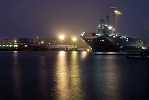 Constuction of Mistral-Class Amphibious Assault Ships in Pictures - Sputnik International