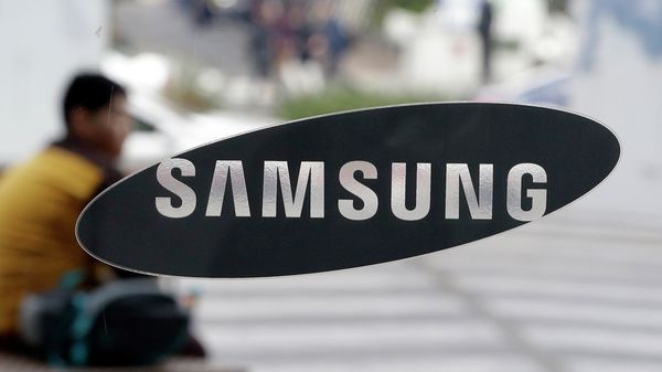 The headquarters of LG Electronics in Seoul were raided on Friday in relation to earlier claims by Samsung Electronics that its washing machines were vandalized - Sputnik International