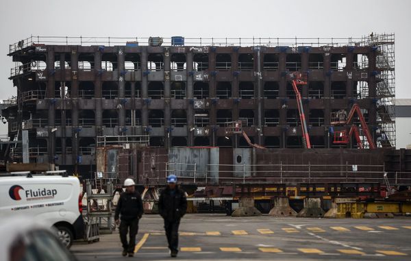Constuction of Mistral-Class Amphibious Assault Ships in Pictures - Sputnik International