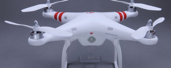 Once known only as huge, multimillion-dollar military weapons, drones have now become 21st-century popular toys, some of which cost as little as $20, reports Washington Times. - Sputnik International
