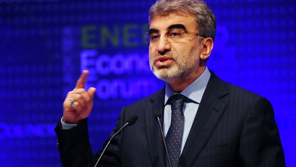 Turkey's Energy Minister Taner Yildiz speaks at an international energy conference in Istanbul, Turkey, Thursday, Nov. 17, 2011 - Sputnik International