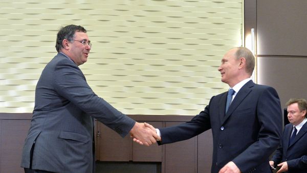 Vladimir Putin meets with French energy holding Total’s head Patrick Pouyanne Vladimir Putin meets with French energy holding Total’s head Patrick Pouyanne - Sputnik International