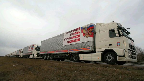 Then eighth humanitarian aid convoy for Donbass driveslong M4 highway Then eighth humanitarian aid convoy for Donbass driveslong M4 highway - Sputnik International