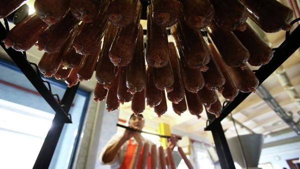 Meat processing unit in Belarus - Sputnik International