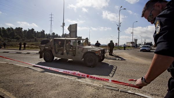 Israeli authorities are looking for Jewish settlers in the West Bank who have attacked US diplomats, an official from the US State Department has told Sputnik. - Sputnik International
