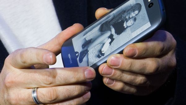 YotaPhone 2 smart phone presented in Russia - Sputnik International