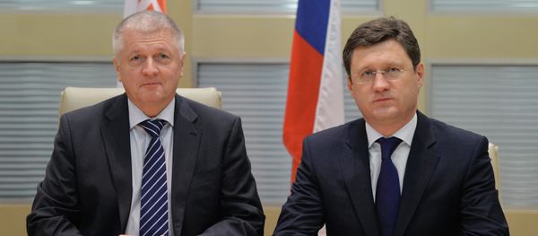 Russian Energy Minister Alexander Novak and Slovakian Economic Minister Pavol Pavlis Friday signed a historic 15-year oil delivery contract. - Sputnik International