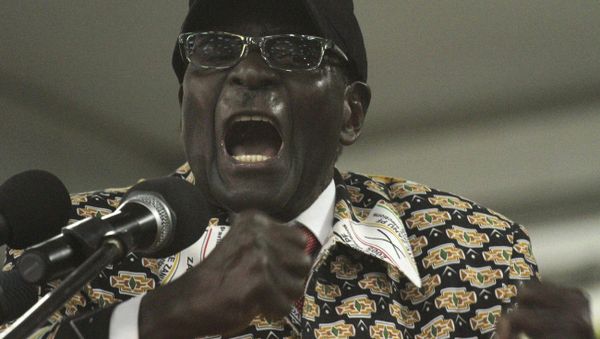 Zimbabwe's ruling party has reportedly re-elected President Robert Mugabe as party leader for another five-year term. - Sputnik International