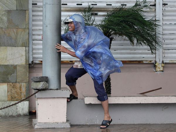 Fury of Nature:Typhoon Hagupit Wreaks Havoc in Philippines - Sputnik International