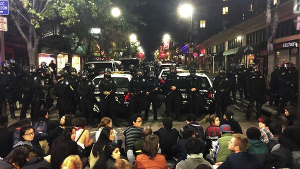 This photo provided by Gabriel Reyes shows the protest in Berkeley, Calif., Sunday, Dec. 7. 2014 This photo provided by Gabriel Reyes shows the protest in Berkeley, Calif., Sunday, Dec. 7. 2014 - Sputnik International