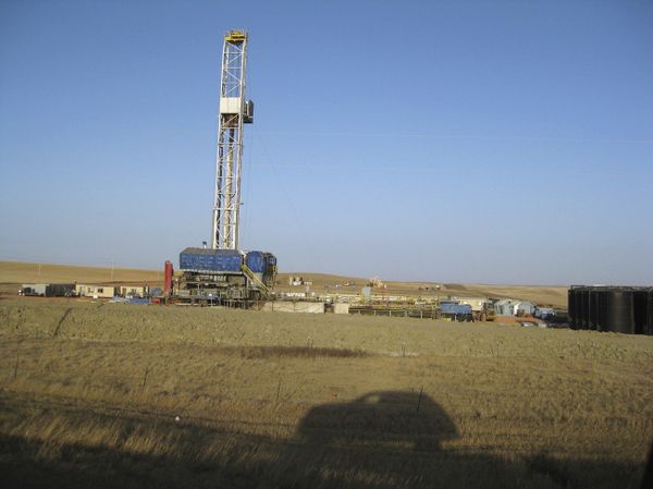 Crude Strategy: Observer Ponders What Putin’s Looking to Gain From US Shale-Saving OPEC+ Deal Crude Strategy: Observer Ponders What Putin’s Looking to Gain From US Shale-Saving OPEC+ Deal - Sputnik International