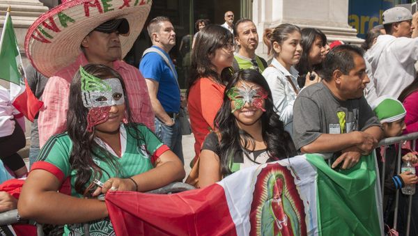 Spectators on Madison Avenue in New York on Sunday - Sputnik International