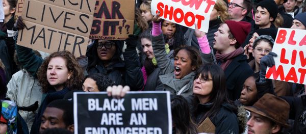 Demonstrators march in New York, Saturday, Dec. 13, 2014, during the Justice for All rally and march - Sputnik International